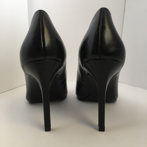 Charles David black leather stiletto pump heels - Picture 2 of 8